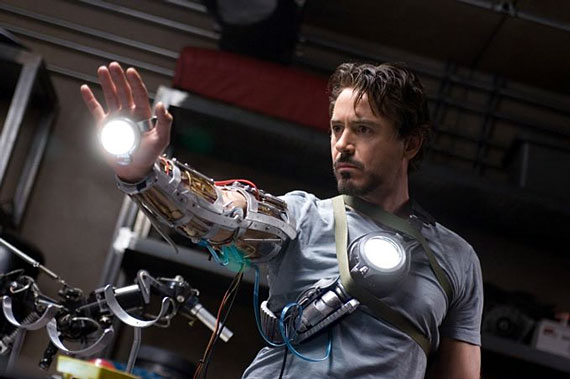 iron-man-downey-gauntlet iron-man-downey-gauntlet