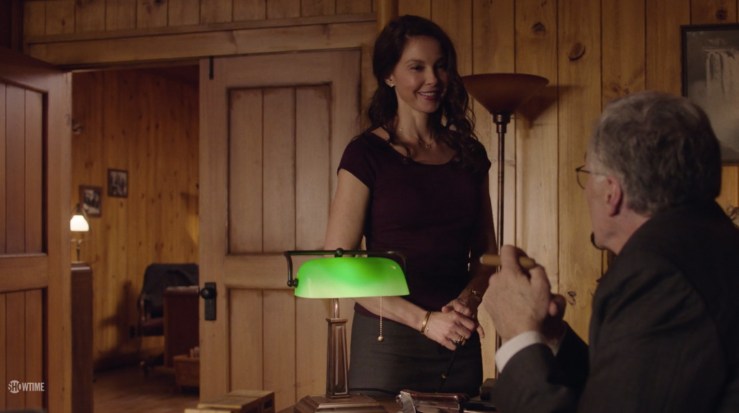 beverly-pagie-twin-peaks-2017-galoremag